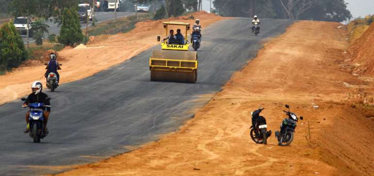 Realisasi Pembangunan Jalan Pekanbaru Capai 60 Persen